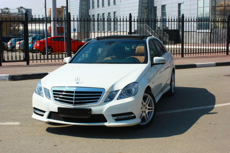 Mercedes E