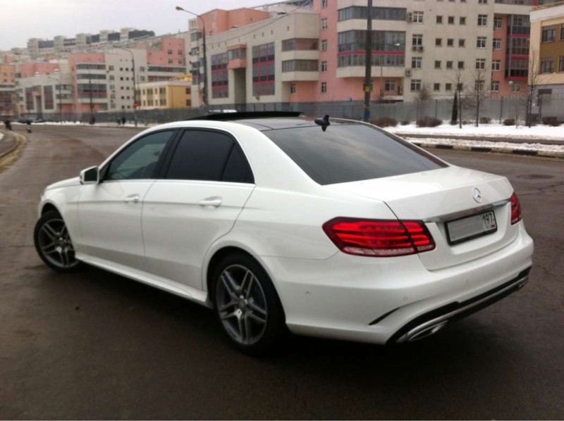 Mercedes E