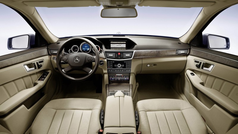 Mercedes E