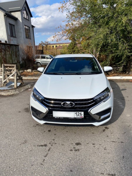 Lada Vesta