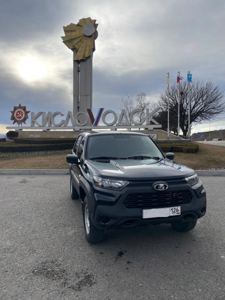 Lada Niva Travel