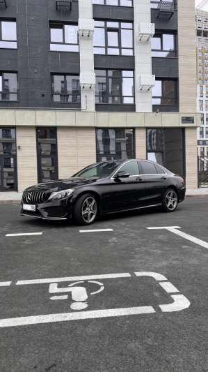 Mercedes C